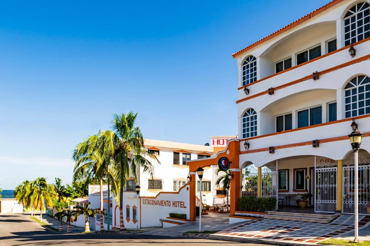 Capital O Oxtankah,Chetumal Bay Hotel Calderitas Екстериор снимка